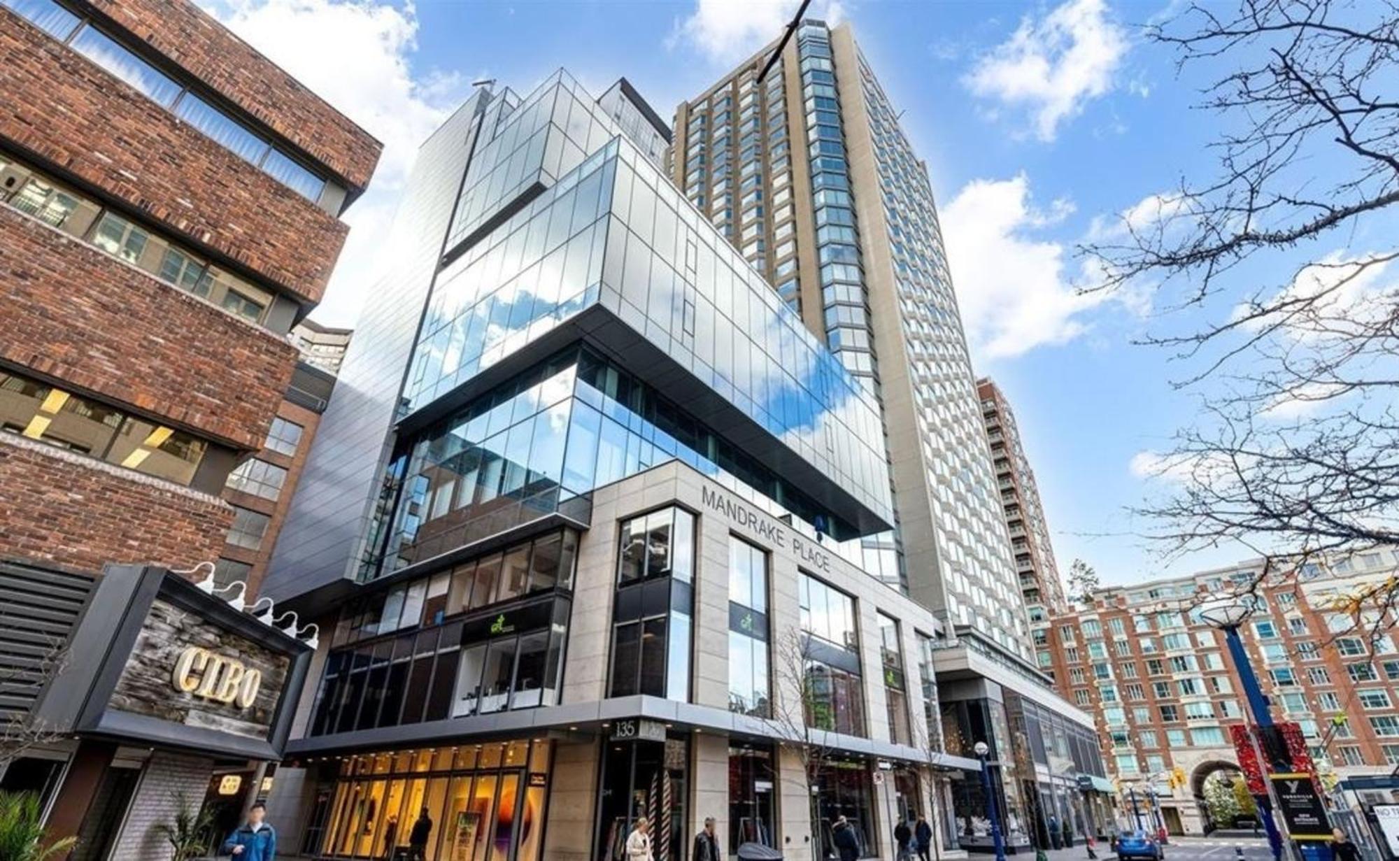 Luxury 2-Bedroom Apartment In Yorkville With The Best City View In Downtown Τορόντο Εξωτερικό φωτογραφία